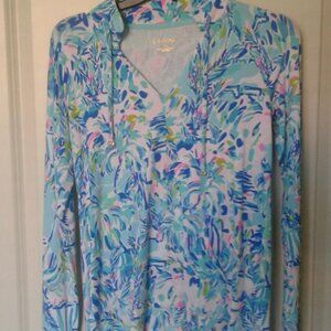 Lilly Pulitzer size XS Blue, teal and hot pick shirt or sweatshirt